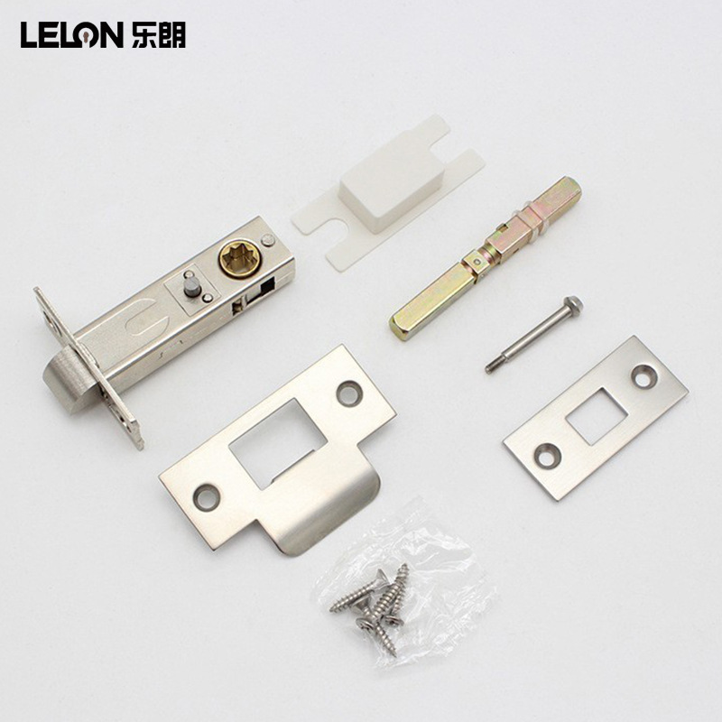 Cuerpo de cerradura de baño de cobre simple personalizado con llave de cerradura pequeña 60 / 70 agujero de cerradura de canal de llave inclinada de puerta interior