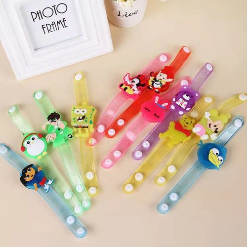 Luminous bracelet cartoon creative watch children's luminous watch mixed color street stall outdoor night hot selling toys