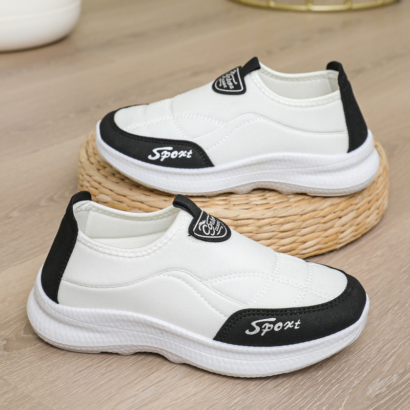 Spring and Autumn old Beijing cloth shoes women's shoes casual breathable women's mom shoes non-slip soft bottom middle-aged and elderly milk shoes