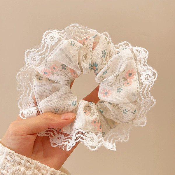 Small floral lace 002