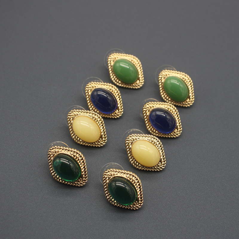 Retro Oval Zinc Alloy Plating Inlay Artificial Gemstones Womenu0027S Ear Studs 1 Pair