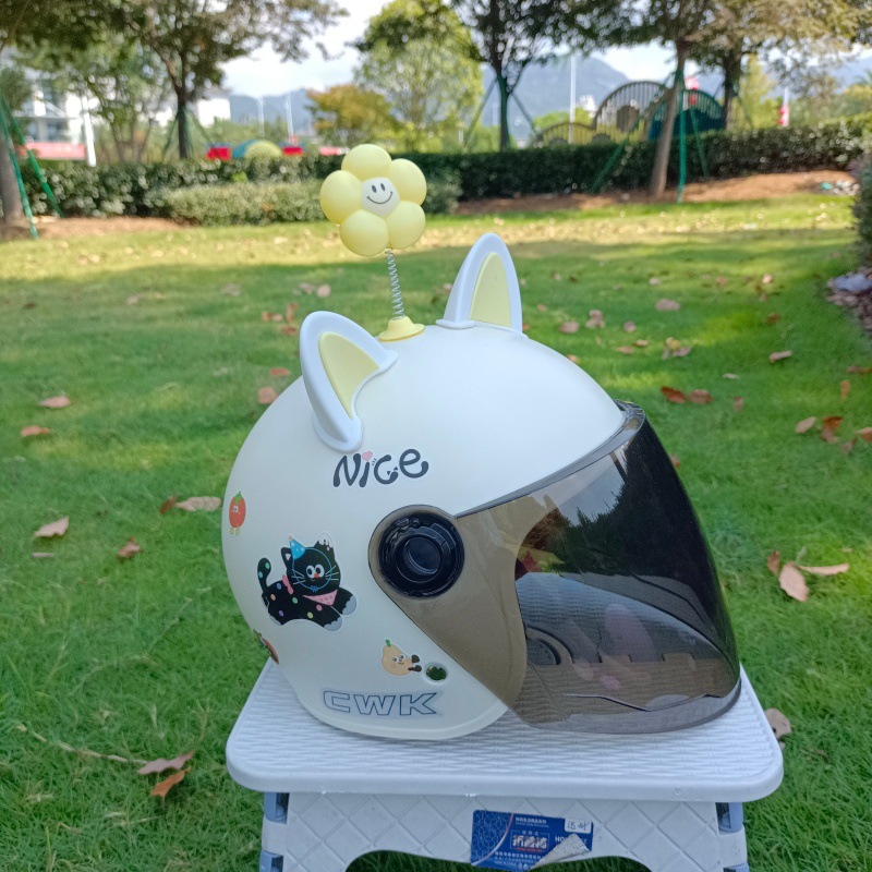 3C Certified Electric Vehicle Helmet for Kidsren Aged 1-8 Years Old, Battery Motorcycle Autumn and Winter Cotton Warm Sun Protection Safety Helmet