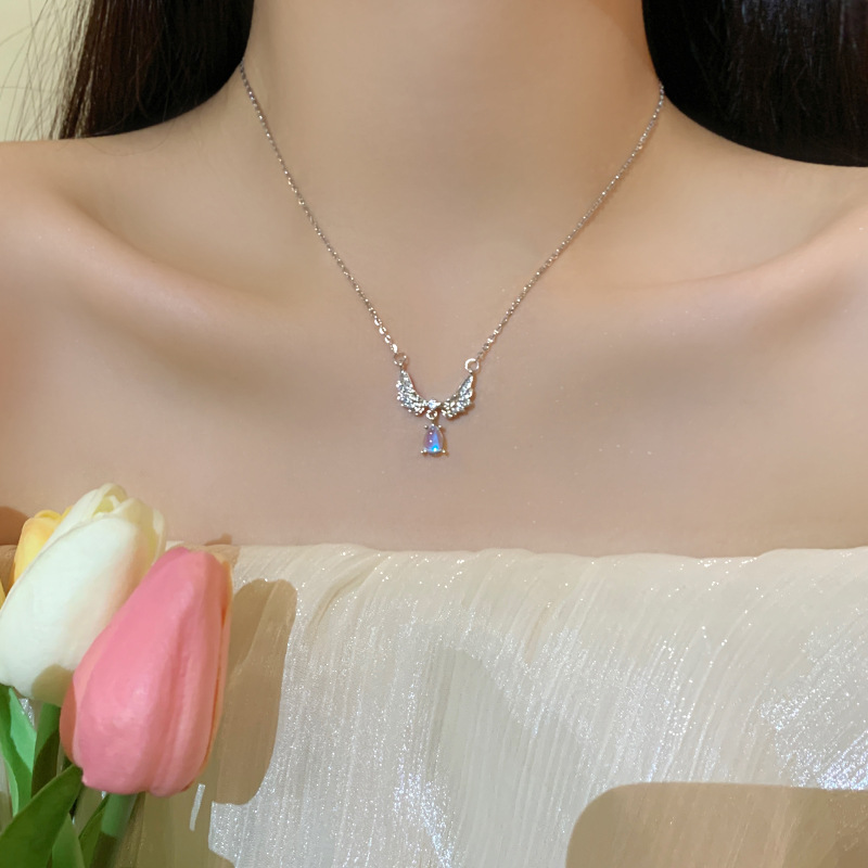 Simple Style Heart Shape Flower Bow Knot Titanium Steel Copper Plating Inlay Artificial Gemstones Pendant Necklace display picture 7