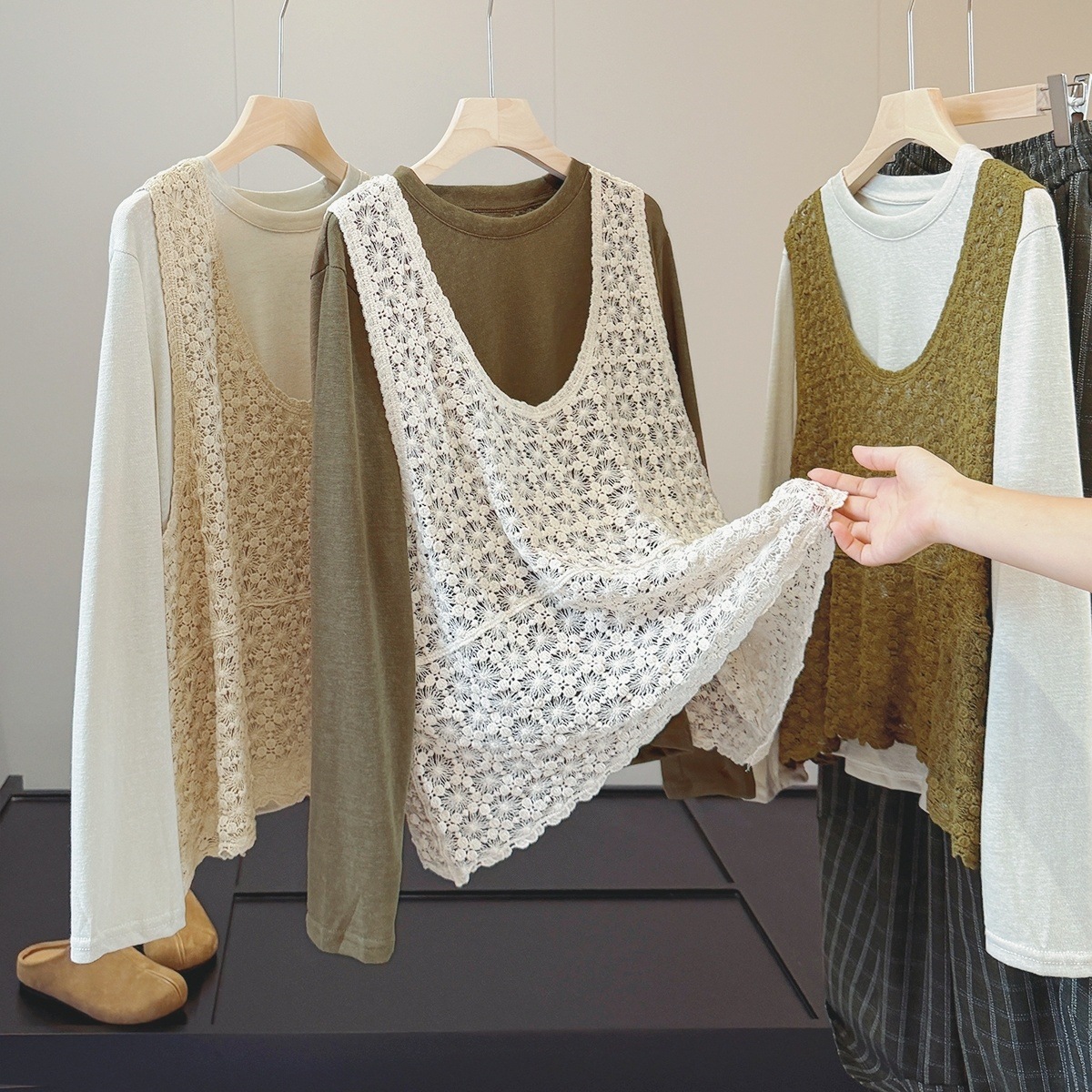 Korean style hollowed-out crochet vest long-sleeved T-shirt set for women, autumn, casual, simple, versatile, loose two-piece set