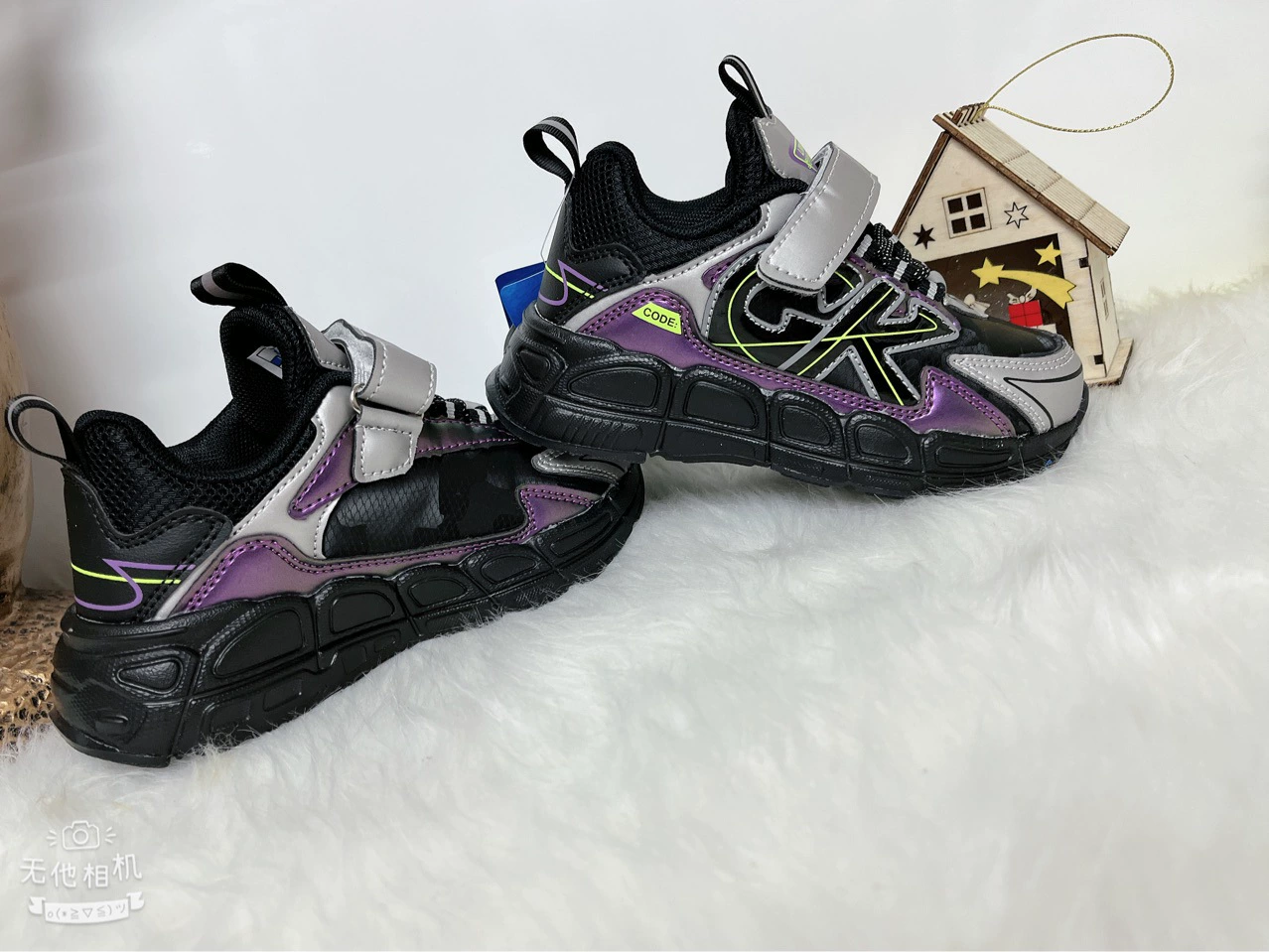 Fashionable spring sports shoes for men and women for black leather for leisure, European style, Physicals