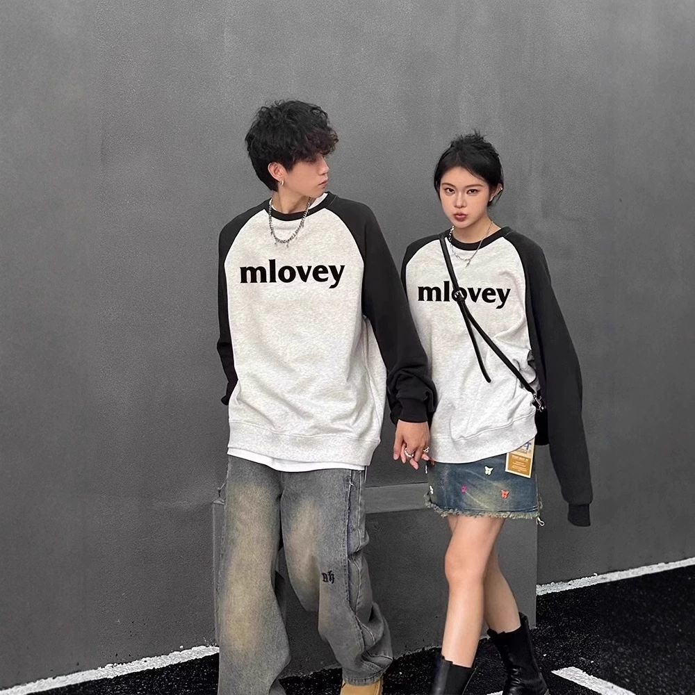 Высокие чувства нишевые разные пары в свитер осенью и зимой 2024 новая специальная сетка красного пальто мужчины