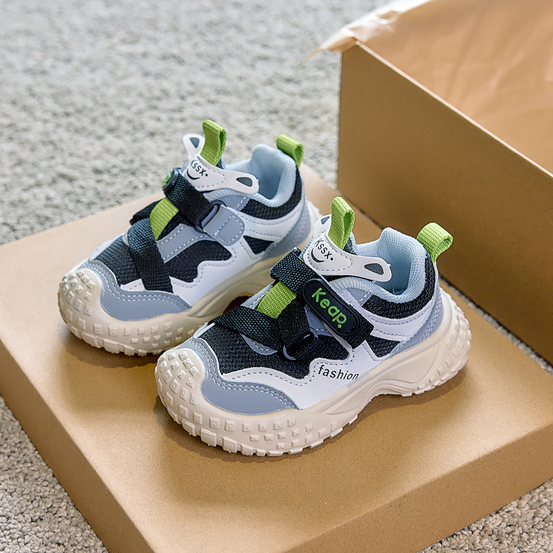 Zapatos deportivos para niños 2026 primavera nuevos zapatos infantiles neumáticos zapatos deportivos para niños zapatos casuales zapatos para padres zapatos para niñas image 2