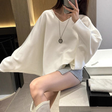 大码胖mm早秋慵懒风白色蝙蝠袖卫衣女2025新款宽松遮肚子显上衣