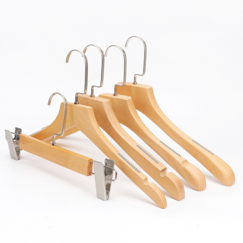 Varnished solid wood clothes hanger for home use, wide shoulder design for adult men's and women's clothing, wooden, non-slip, non-marking, suitable for clothing stores, children's clothes hanger