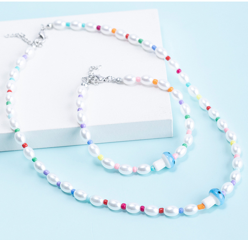 Cute Heart Shape Plastic Glass Bracelets Necklace display picture 4