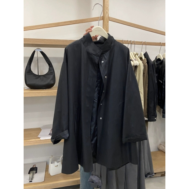 春と秋の服装は韓国系のカジュアルでゆったりしています。|undefined