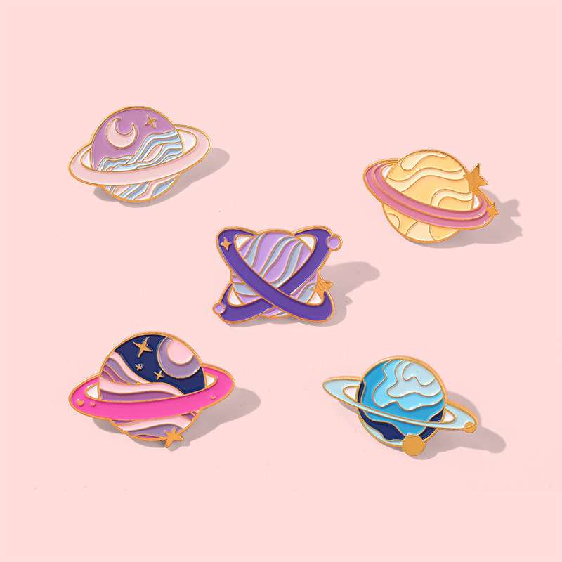 Alloy Material Planet Pattern Fashion Pin Planet Alloy Plating Unisex Brooches