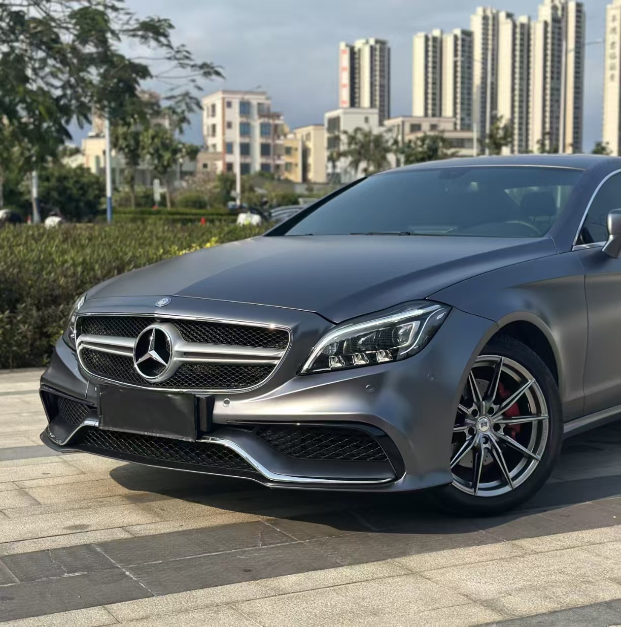 Suitable for 12-17 Model Mercedes-Benz Cls260 Cls300 Modified to Cls63 Front Bumper and Rear Lip Body Kit Sports Modification