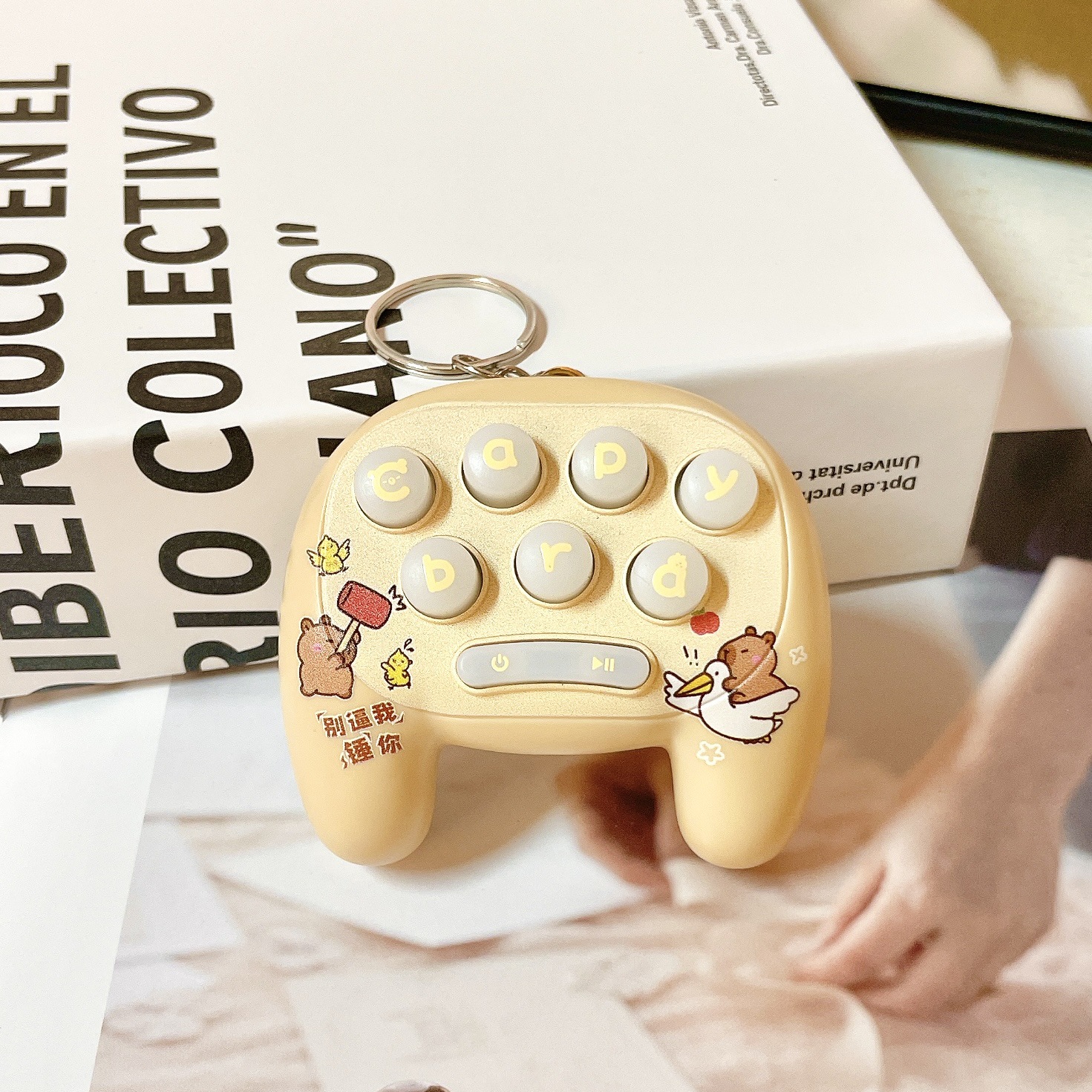 Hammer duck capybara + keychain