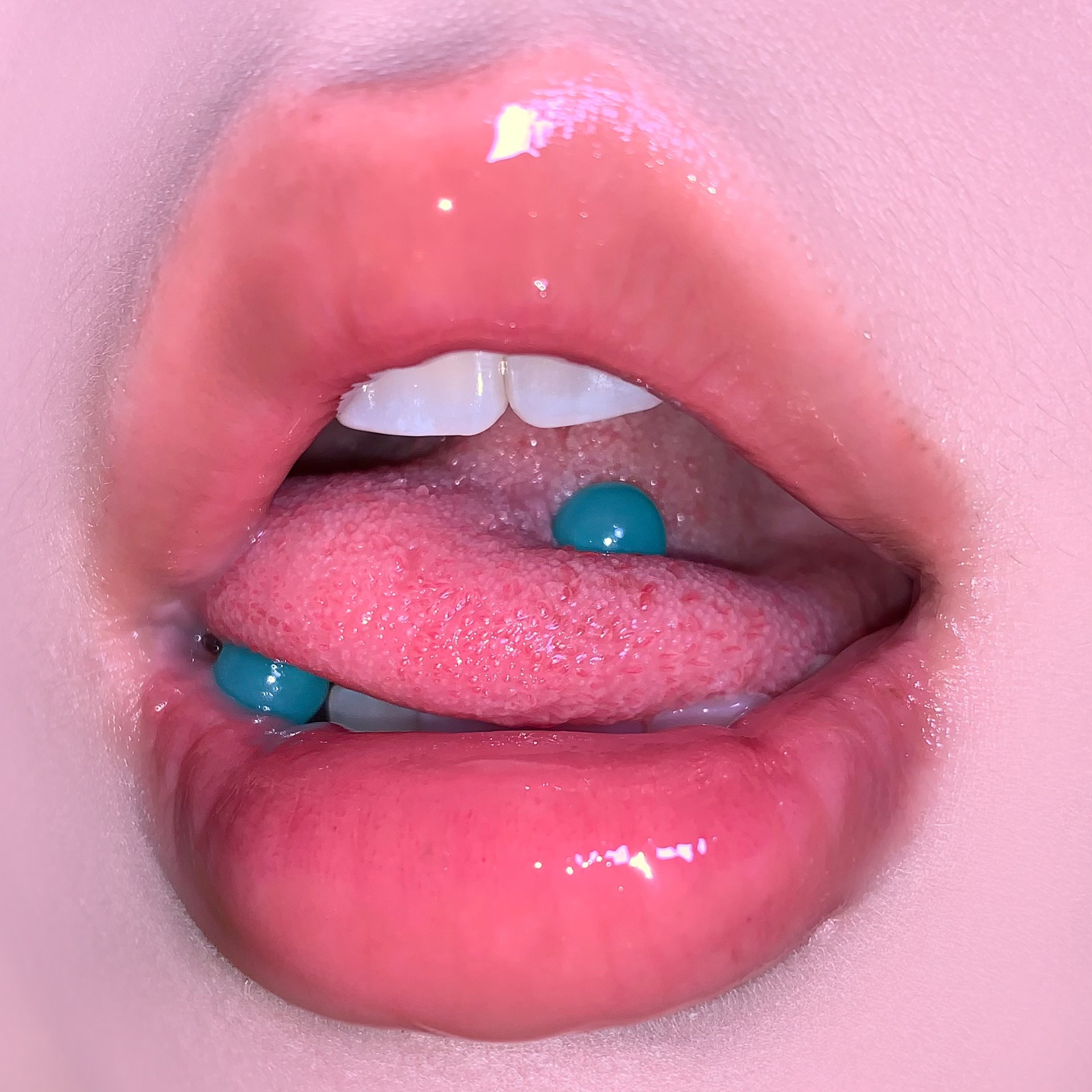 Labret piercing jewelry detail image