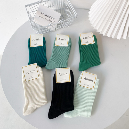 New Japanese double-needle pile socks ins trendy green spring and autumn mid-length Korean socks solid color women's white socks