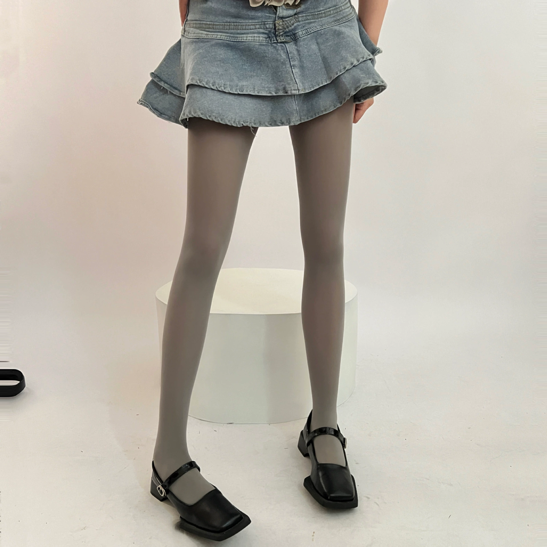 Velvet swan, base tights, universal socks