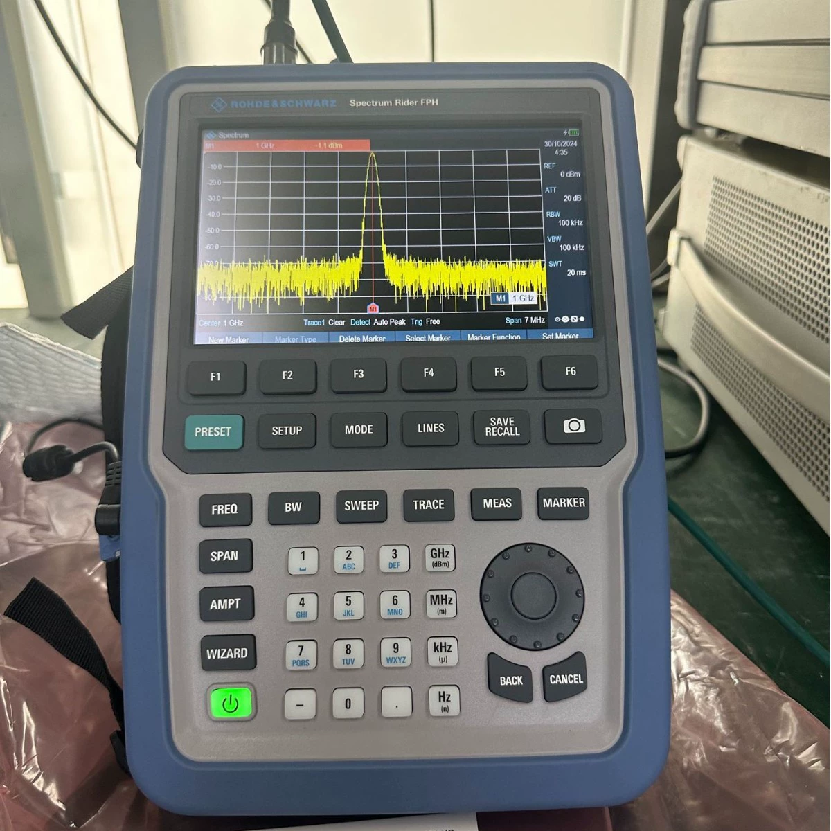 Анализатор спектра RS FPH13 FSH13 Rohde & Schwarz FPH13 FSH13 FPH13 FSH13 FSH13