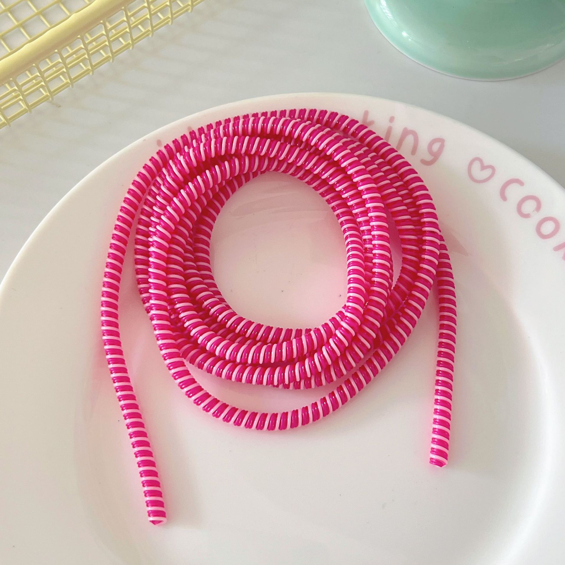 1,4 m 1,6 m cable de datos cuerda de protección anti-suciedad cable de teléfono móvil cuerda de bobinado anti-rotura cargador cubierta de protección de alambre