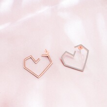 ���sȫĪɣʯ�A�ζ�ᔼ��y����^荹P�y���A�W���L�OӋ�羳���N