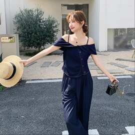 藏青色小众轻熟风气质一字肩吊带套装女2026夏季新款阔腿裤两件套