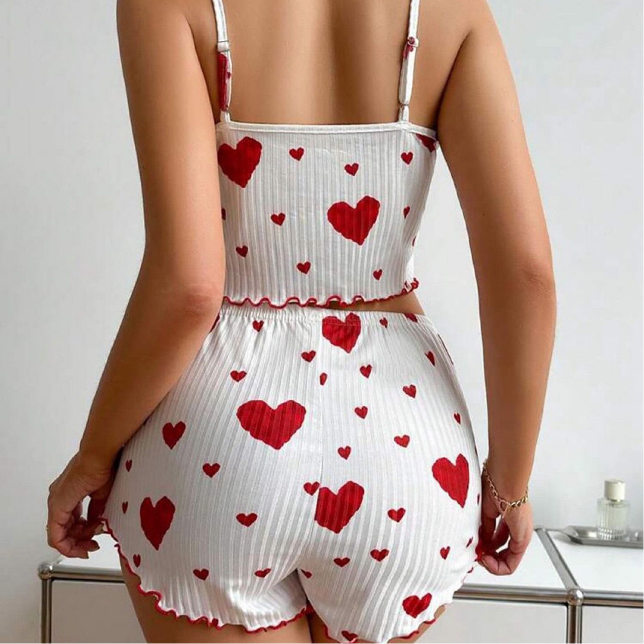 ChicShe Cross-Border Hot Sale 2024 Summer New Sleeveless Camisole European And American Style Ribbed Heart Print Pure Desire_voghion.com