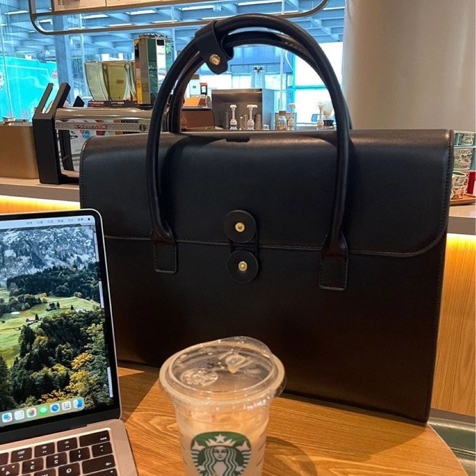 컴퓨터 2023 신형 가죽 레트로 패션 비즈니스 서류가방 대용량 노트북 가방 내구성 휴대용