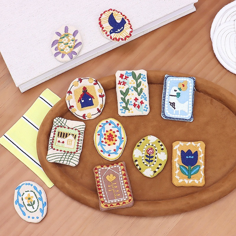 布アート日本と韓国の文学森ガールスタイルの小さな花布ブローチかわいい多用途絶妙な刺繍キャンバスバッグ衣類アクセサリー|undefined