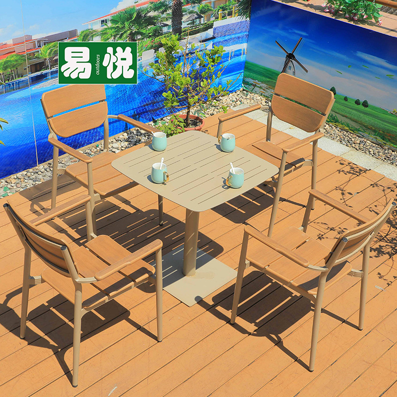 Combinación 7:4 silla 80*80 * H73 mesa de grabado cuadrada en forma de barco