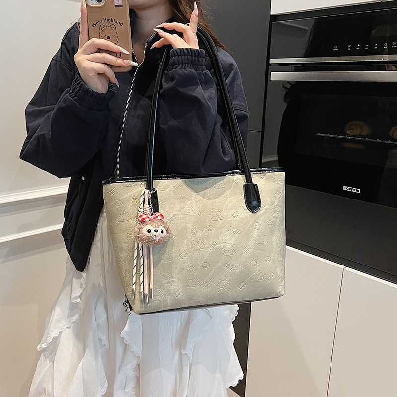 ファッションカジュアル大容量トートバッグ女性2025春の新型シンプルなショルダーバッグ通勤女性バッグ|undefined