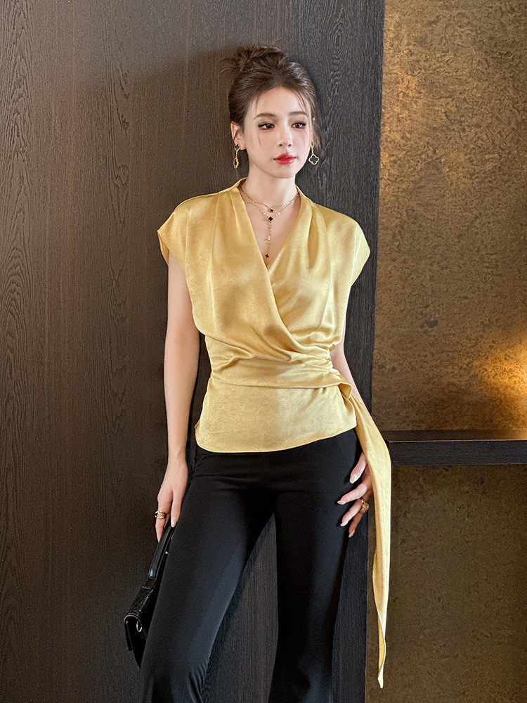 Áo sơ mi nữ cổ V dây rút eo thiết kế thanh lịch — nghệ