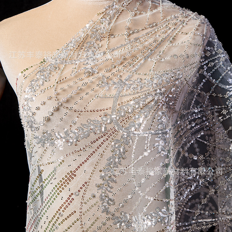 tela de malla blanca flor sequineta cuentas de clavos tela de moda de alta gama vestido de boda