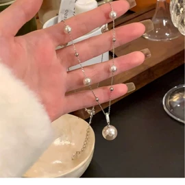 项链;耳钉;耳环