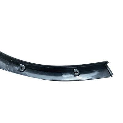 front left and right | Wheel eyebrow