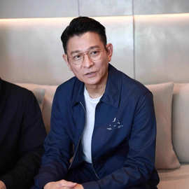 高版本P家25年秋季新款翻领拉链微标字母印花夹克简约百搭情侣款