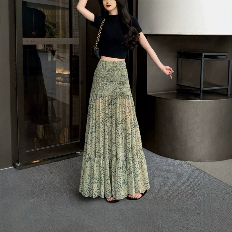 Korean Style Mid-Length Retro Leopard Print Pleated Skirt for Women, High-Waisted, Versatile, Casual, Holiday Style, Slightly See-Through, Hip-Hugging Skirt