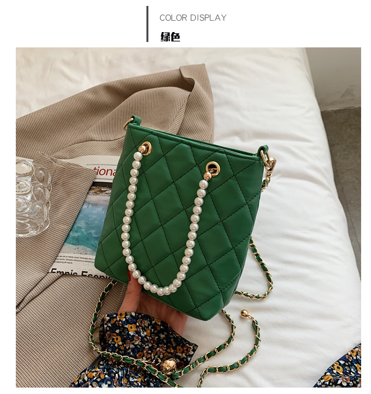 Fashion Embroidery Thread Rhombic Chain Shoulder Messenger Portable Bag Wholesale display picture 7