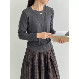 那末 糯叽叽 韩系简约圆领金标长袖T恤女显瘦内搭软糯打底衫G9192