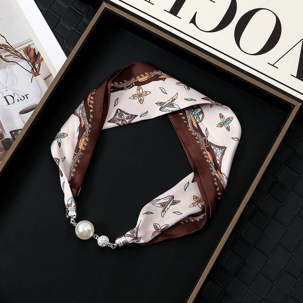 Pañuelo de seda con hebilla magnética de diamantes con incrustaciones de perlas collar mujer retro todo fósforo moda bufanda fina hebilla autocebante babero al por mayor