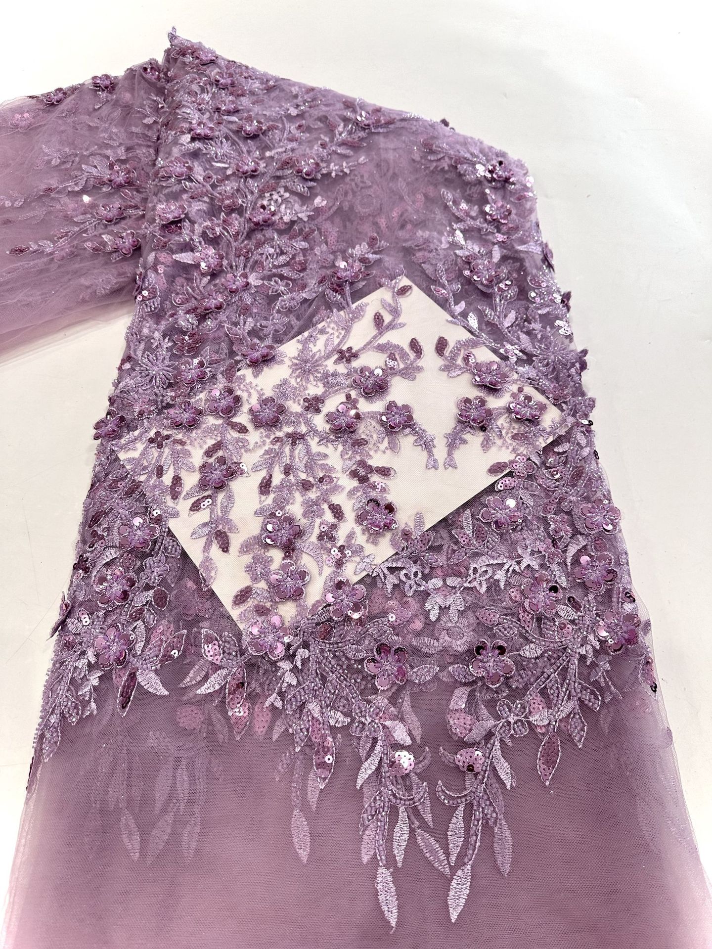 Vestido de boda transfronterizo de encaje tubo de bordado de cuentas esquinilla tridimensional tela de bordado de lace de novia 3D