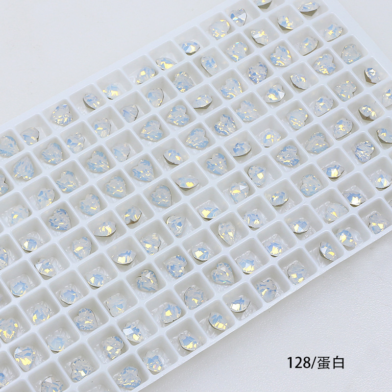 Dongzhou Crystal 6.5MM diamante de vidrio de fondo puntiagudo en forma de corazón de melocotón diamante de forma especial con fondo chapado en plata real