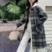 2025秋冬新款复古学院感连帽绿色格纹毛呢大衣中长款加厚呢子外套