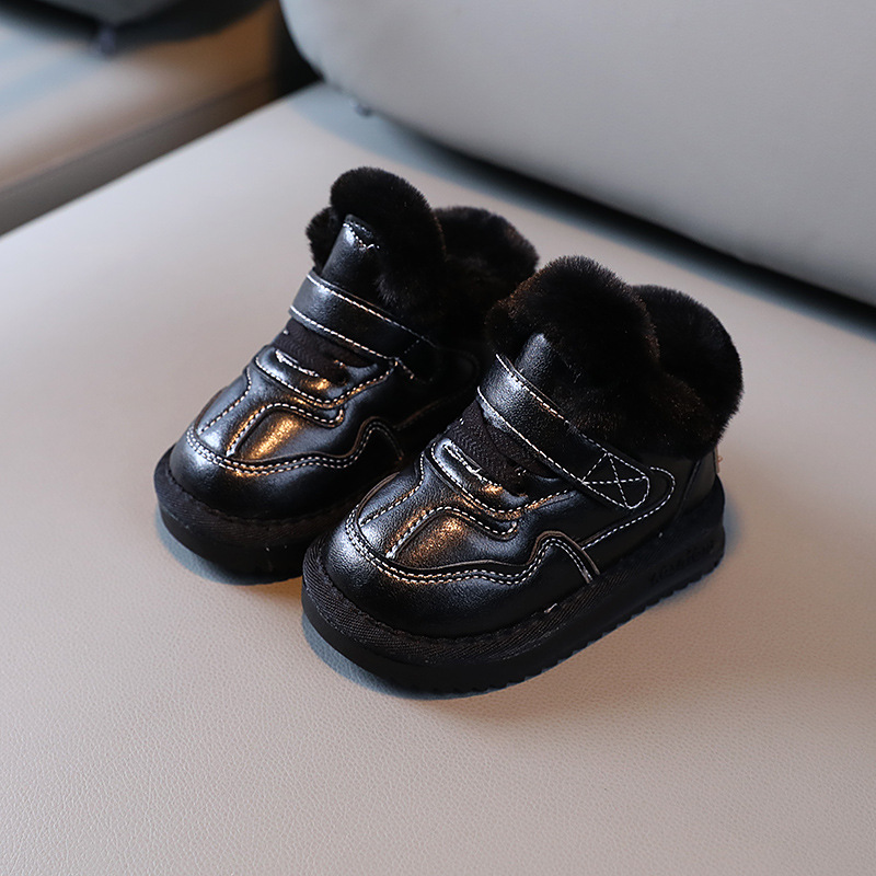 Chaussures d'hiver chaudes et décontractées en coton pour enfants et hommes en velours pour bébés filles 2024_voghion.com