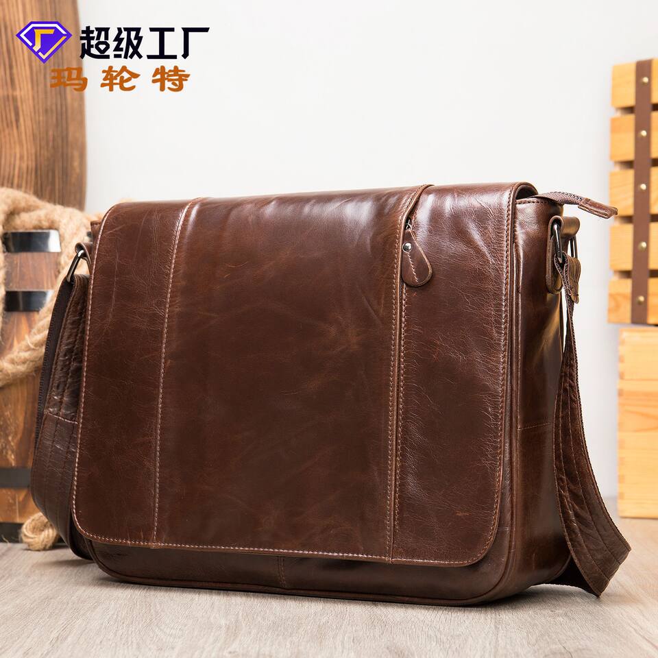Túi đeo chéo nam da bò , túi đựng máy tính bảng 8 inch, đeo vai chéo — Cà phê, Cà phê da ngựa điên