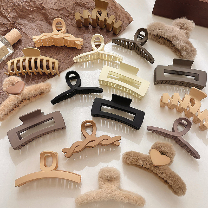 Clip de tiburón de gran tamaño elegante clip de pelo updo 2024 nuevo clip de celebridad de Internet tocado retro simple horquilla para mujeres