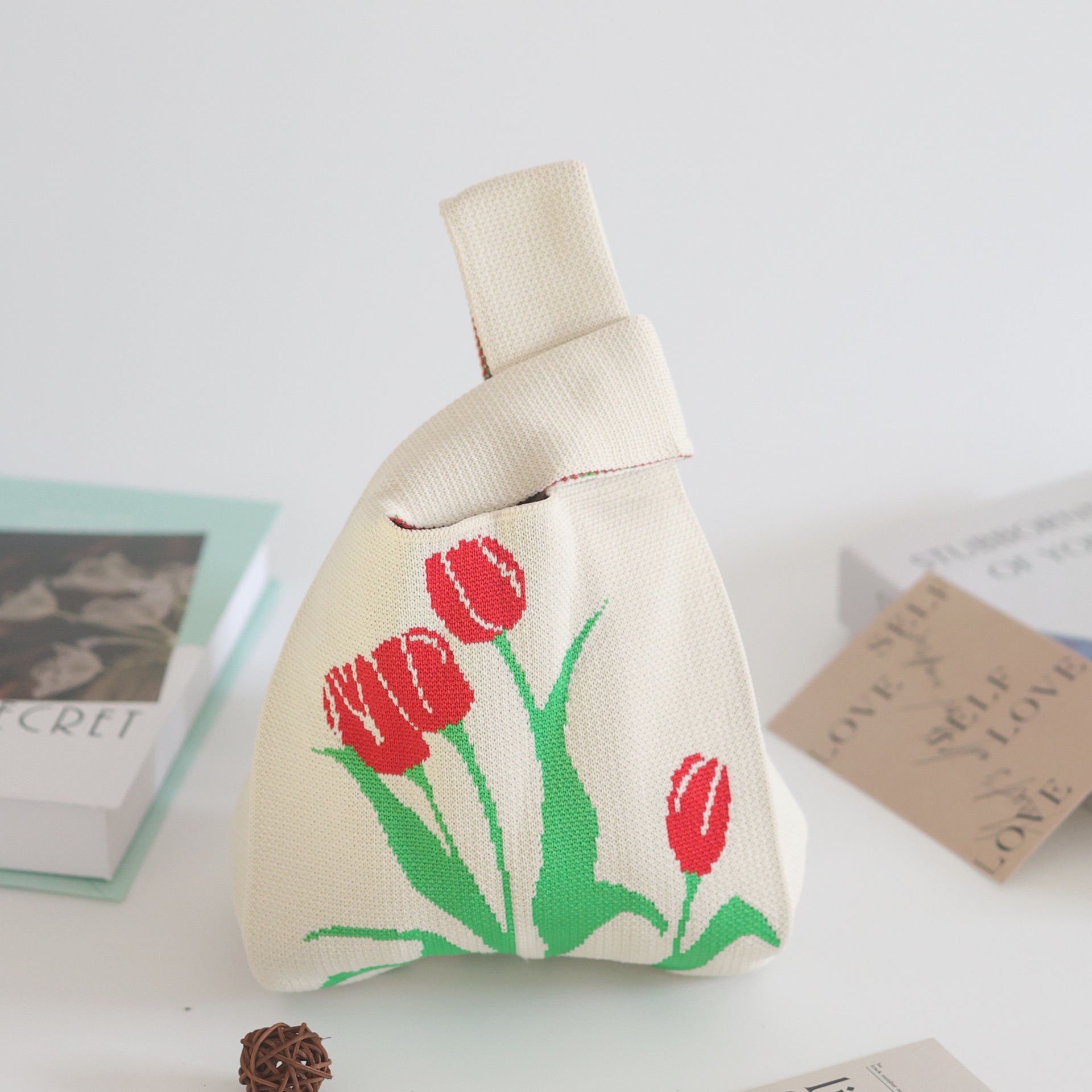 작은 풀 꽃--베이지색