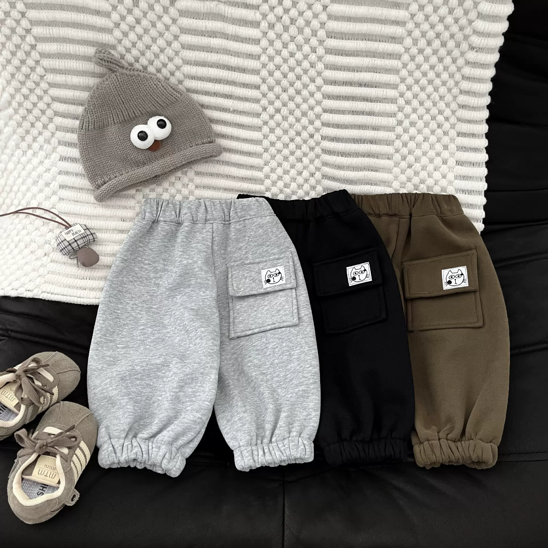 宝宝秋冬季一体绒卫裤2025新款韩系男女童洋气加厚保暖束脚裤长裤