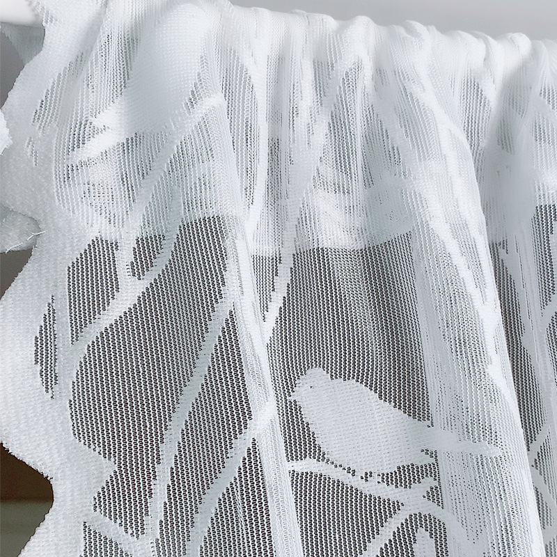 Rideaux en dentelle blancs pour salon et chambre chic élégant_voghion.com