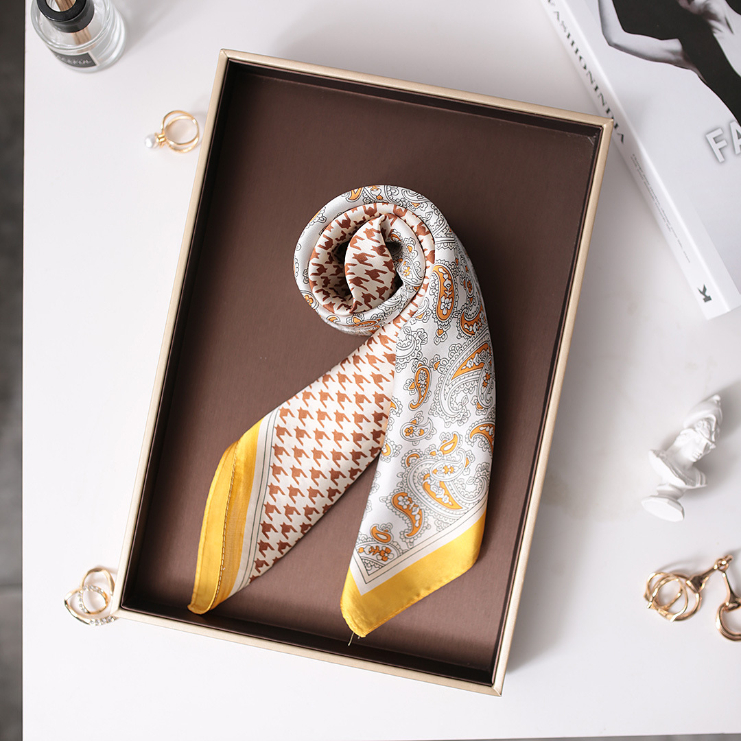 Spring New 70CM Square Versatile Decorative Professional Thin Korean Small Scarf for Women_voghion.com