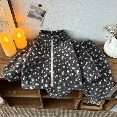 New Fall and Winter Double-Faced Fleece Set with Stand Collar for Boys and Girls, Leopard Print Soft and Warm Loose Comfort Pullover Pants
